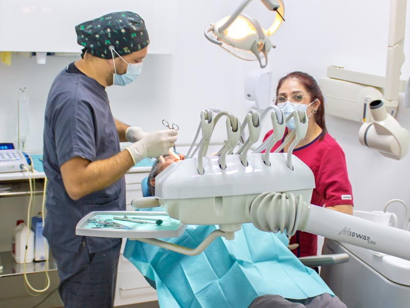 Tratamientos dentales baratos en clínica dental Villaverde Alto Madrid